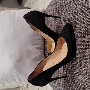 Christian Louboutin Black Pumps
